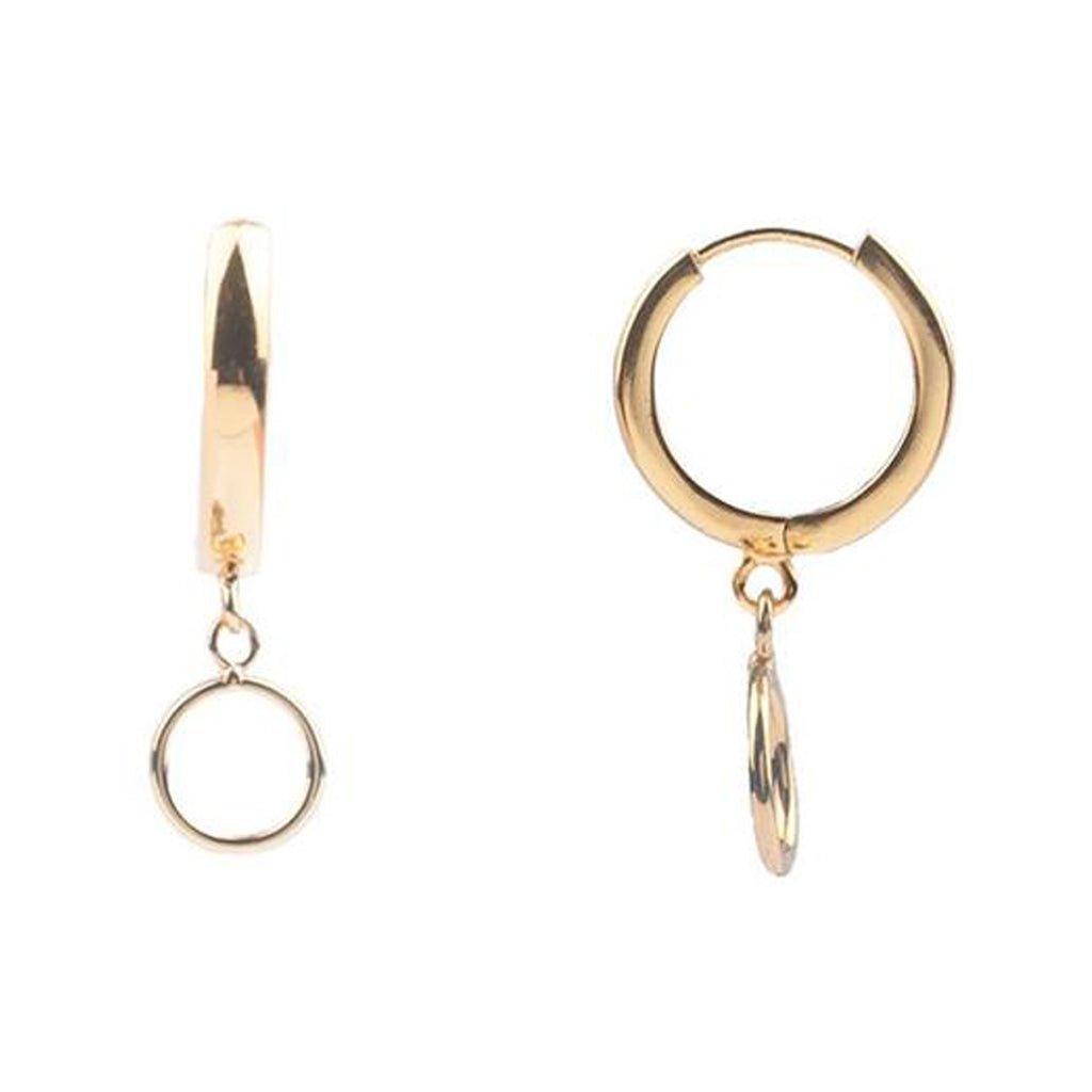 The Circle earrings in gold colour from the brand ALL THE LUCK IN THE WORLD.