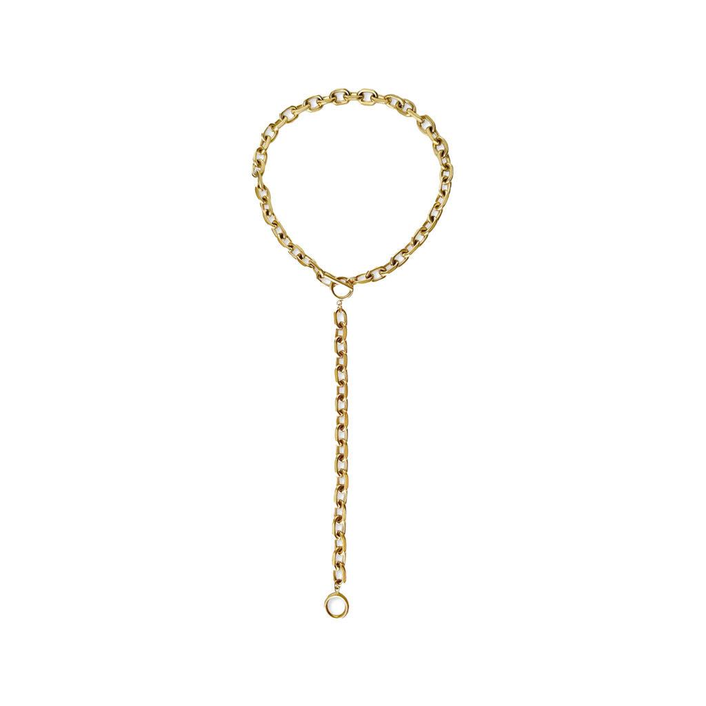 The Juliet lariat necklace in gold colour from the brand ANISA SOJKA