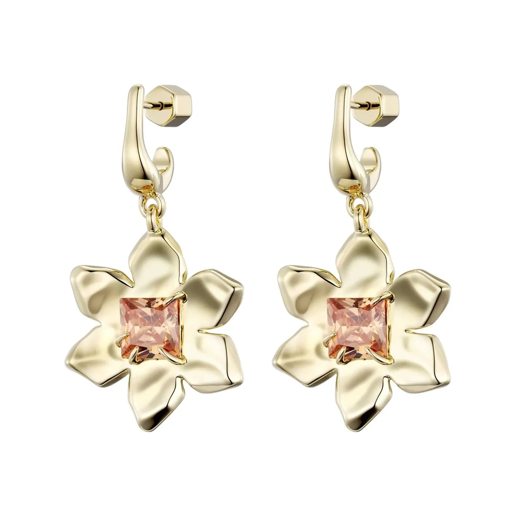 The Flower Gemstone earrings in gold and red colours from the brand F+H JEWELLERY