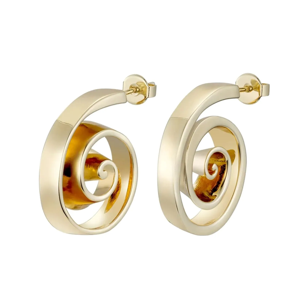 The Sprial Shell earrings in gold colour from the brand F+H JEWELLERY.