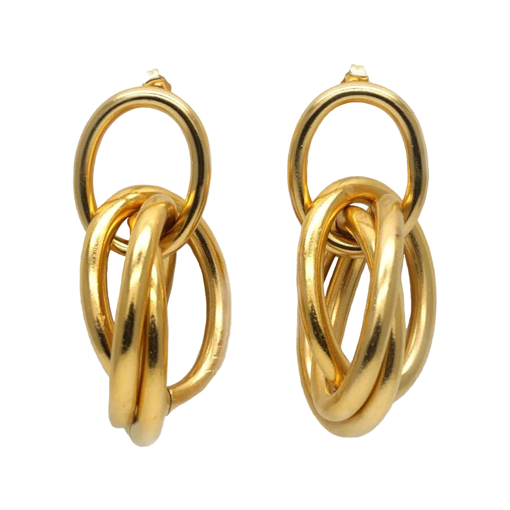 The Elisabeth stud earrings in gold colour from the brand GISEL B