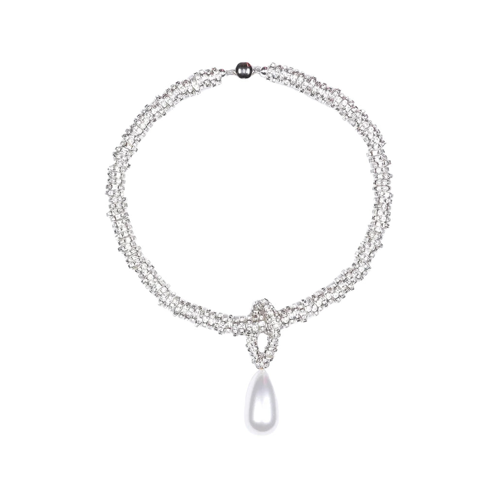 The Pearl Drop necklace in silver and pearl colours from the brand JULIETTA