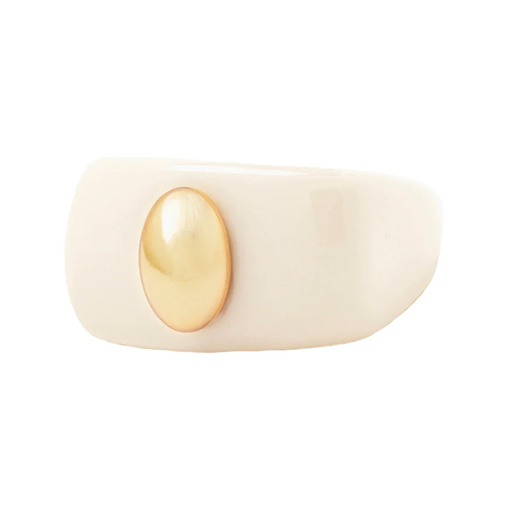 The Ivory Poacher ring in gold and ivory colours from the brand LA MANSO