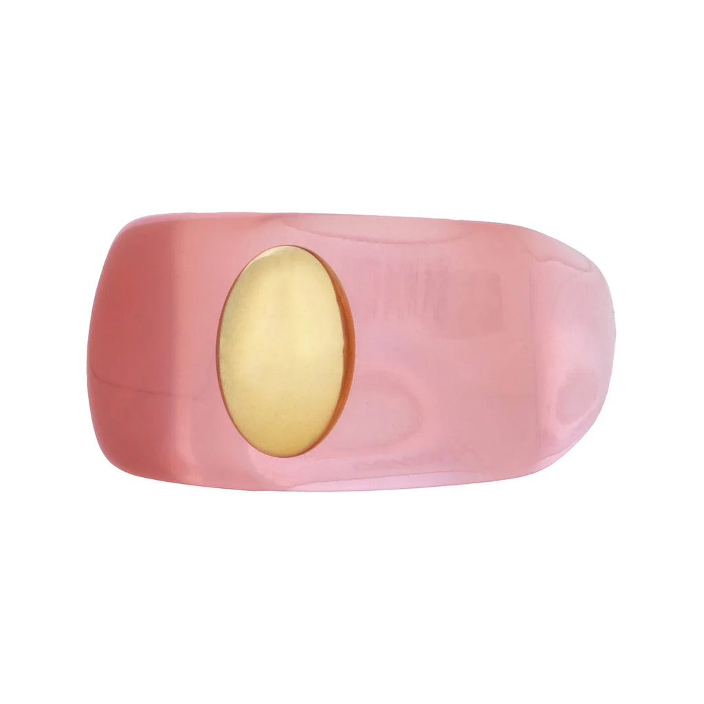 The Rosa Francia ring in gold and light pink colours from the brand LA MANSO