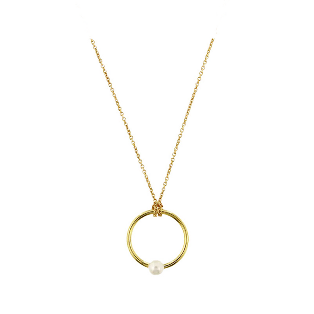 The Halo necklace in gold colour from the brand MESH