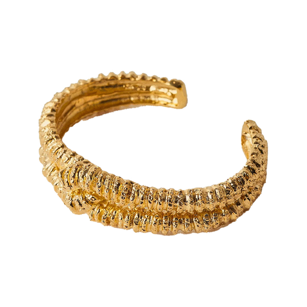 The Ocaso bracelet in gold colour from the brand PAOLA SIGHINOLFI