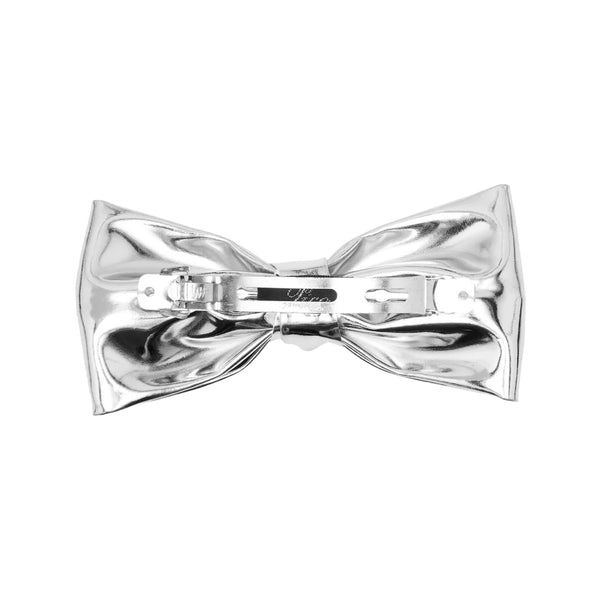 The Kiki bow clip in silver colour from the brand PICO COPENHAGEN