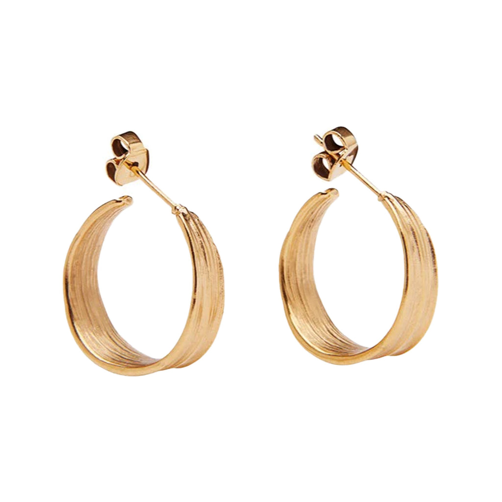 The Olive Petit stud earrings in gold colour from the brand PICO COPENHAGEN