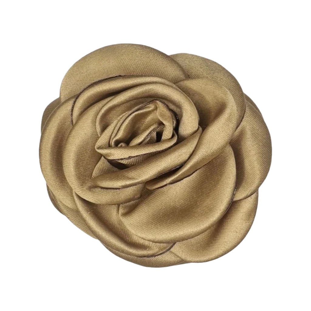 The small satin rose claw clip in latte colour from the brand PICO