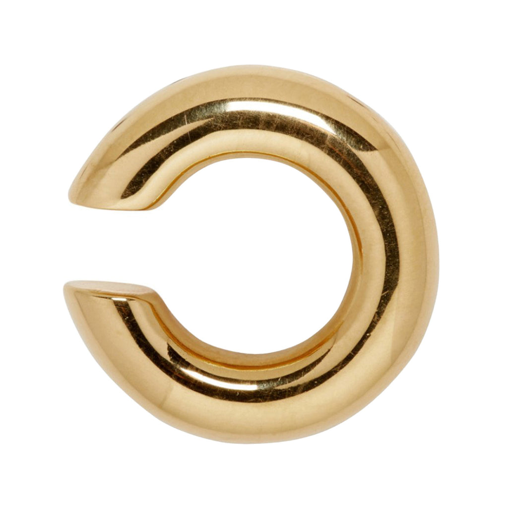 The bold earcuff no1 in gold colour from the brand SASKIA DIEZ